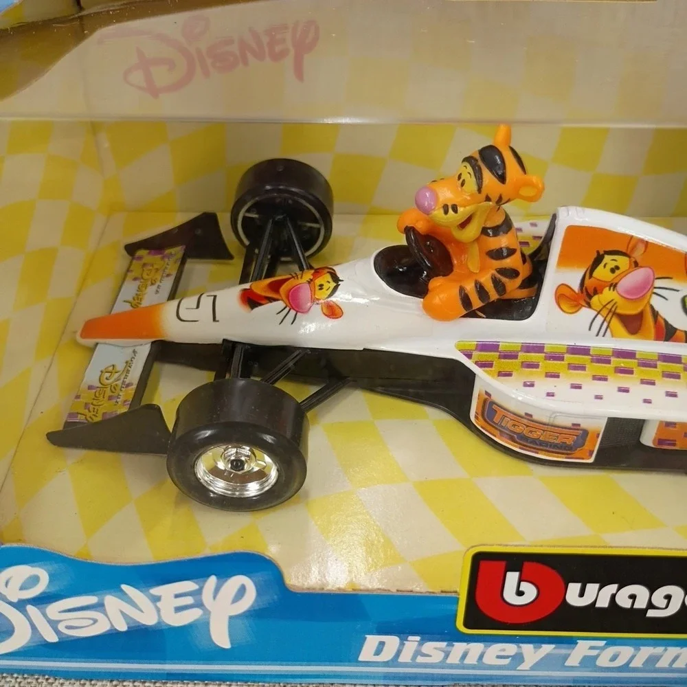 Bburago 1:24 Scale Diecast Disney Formula Tigger Racing Car Burago NIB